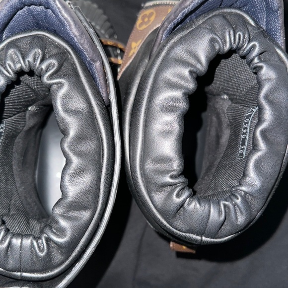 Louis Vuitton boots - Picture 8 of 9